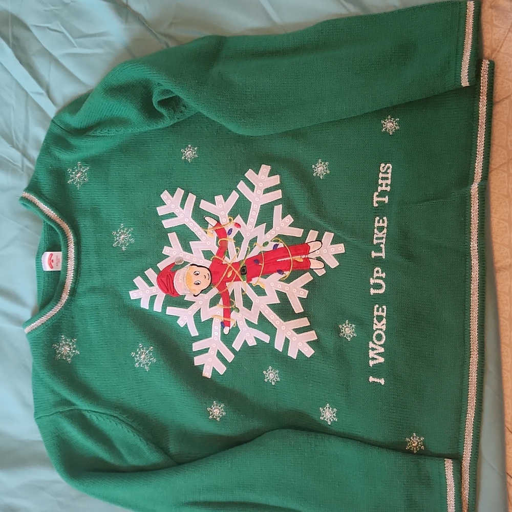 Ugly Xmas sweater. XXL,  runs small. Green.